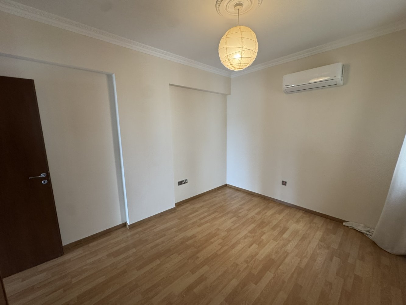 Квартира с 3 спальнями в Ларнака, Кипр № 62673
