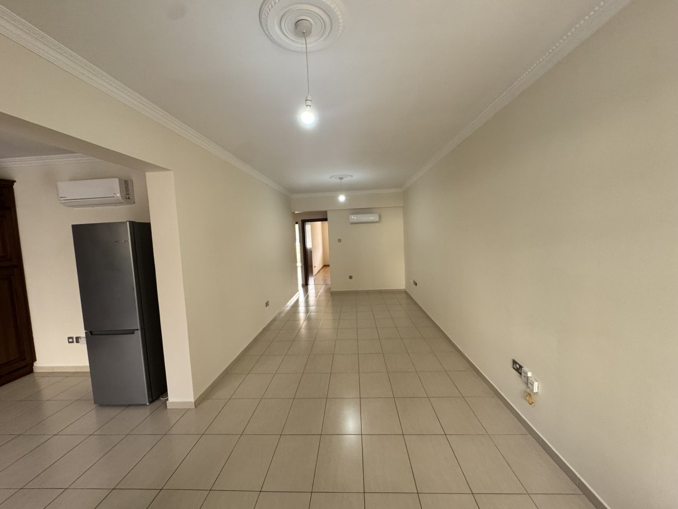 Квартира с 3 спальнями в Ларнака, Кипр № 62673