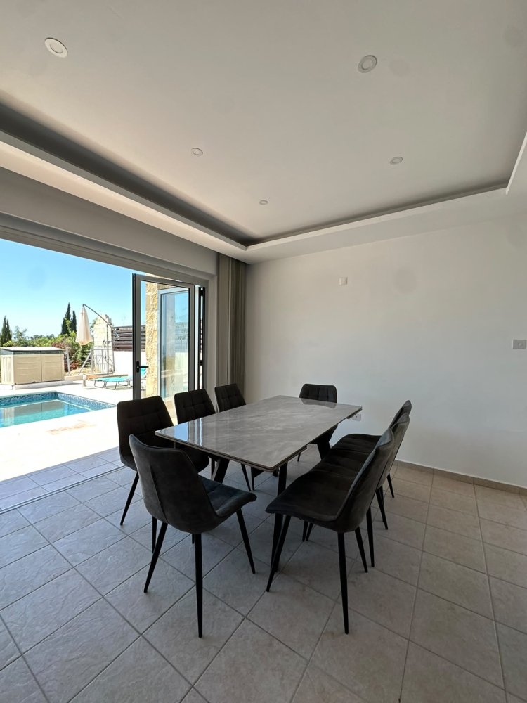 4 bedrooms Villa in Tremithousa, Paphos, Cyprus No. 62289