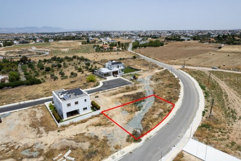 597m2 Land in Latsia, Nicosia, Cyprus No. 62051
