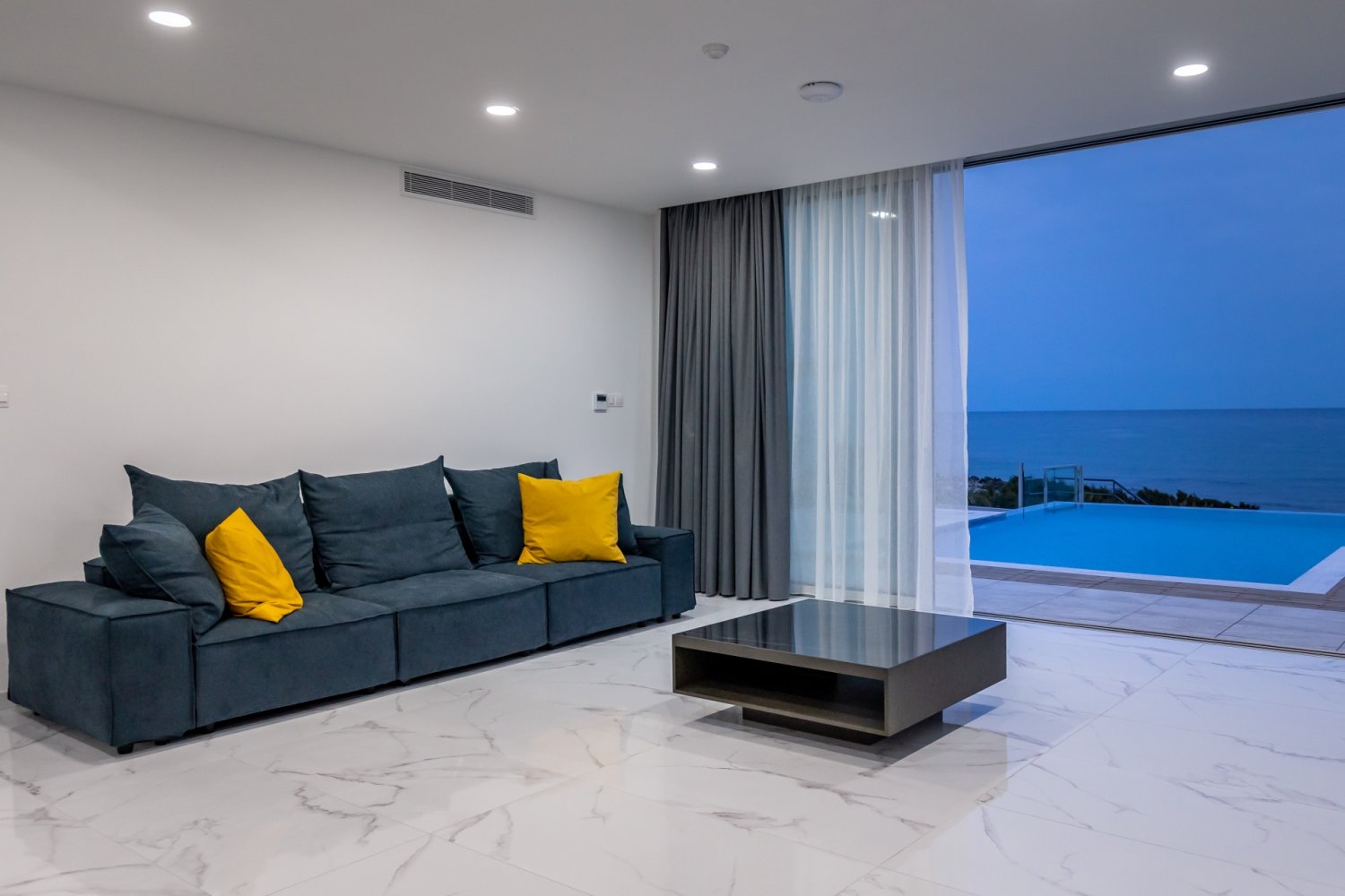 5 chambres Villa à Agios Theodoros, Larnaka, Chypre No. 40130
