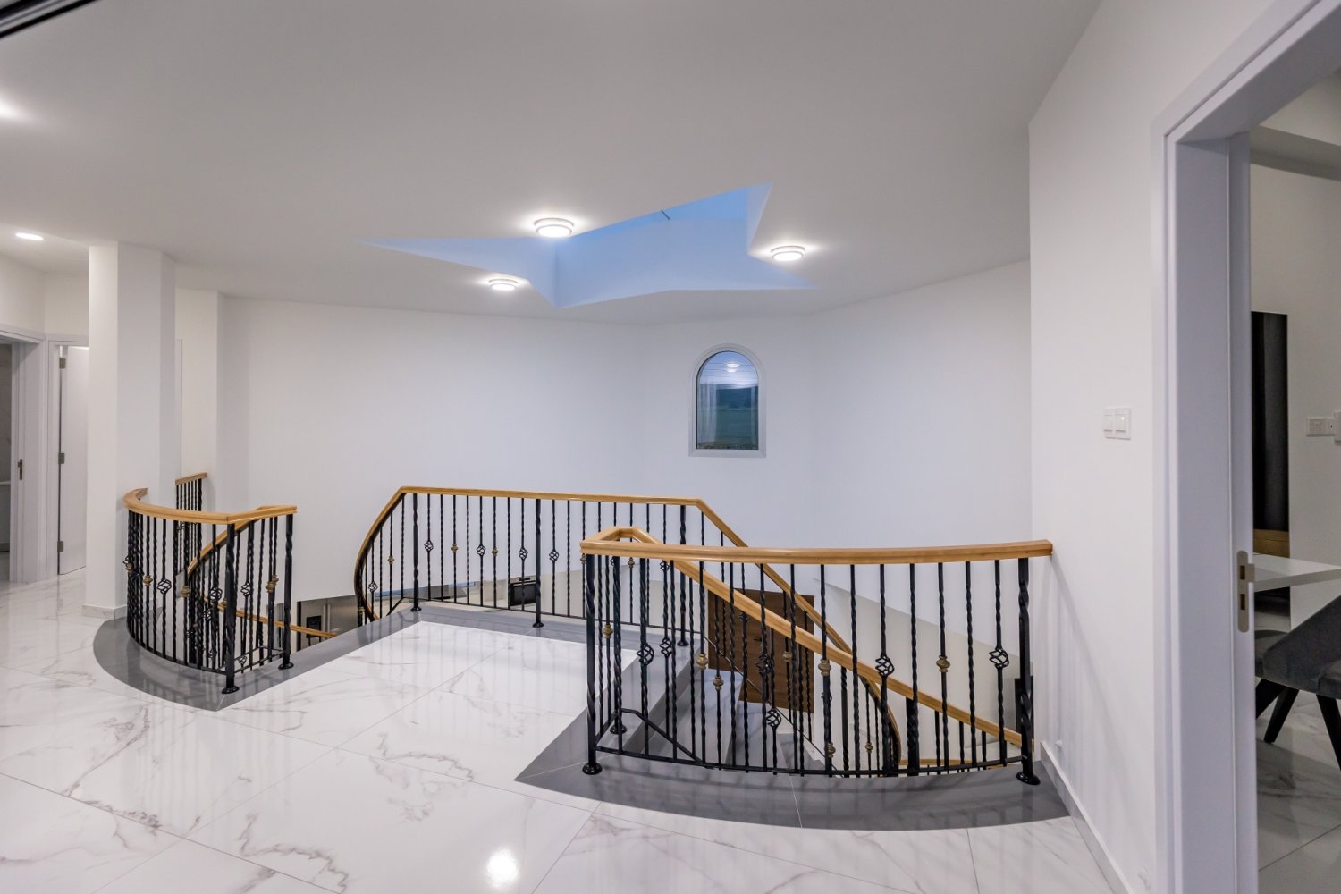 5 chambres Villa à Agios Theodoros, Larnaka, Chypre No. 40130