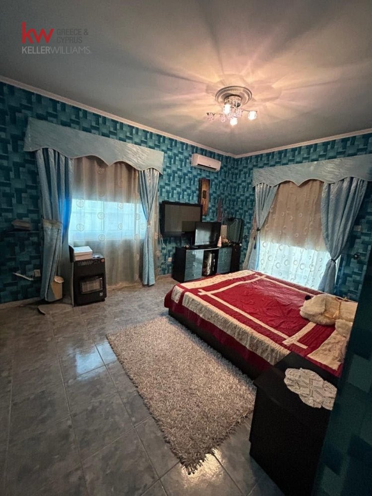 Вилла с 4 спальнями в Ормидея, Ларнака, Кипр № 39643