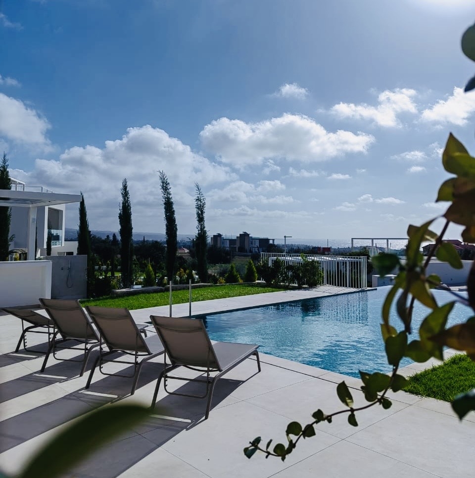 5 bedrooms Villa in Pegeia, Paphos, Cyprus No. 60096