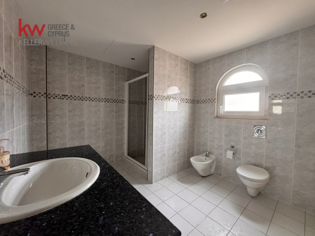 5 bedrooms Villa in Tala, Paphos, Cyprus No. 61184