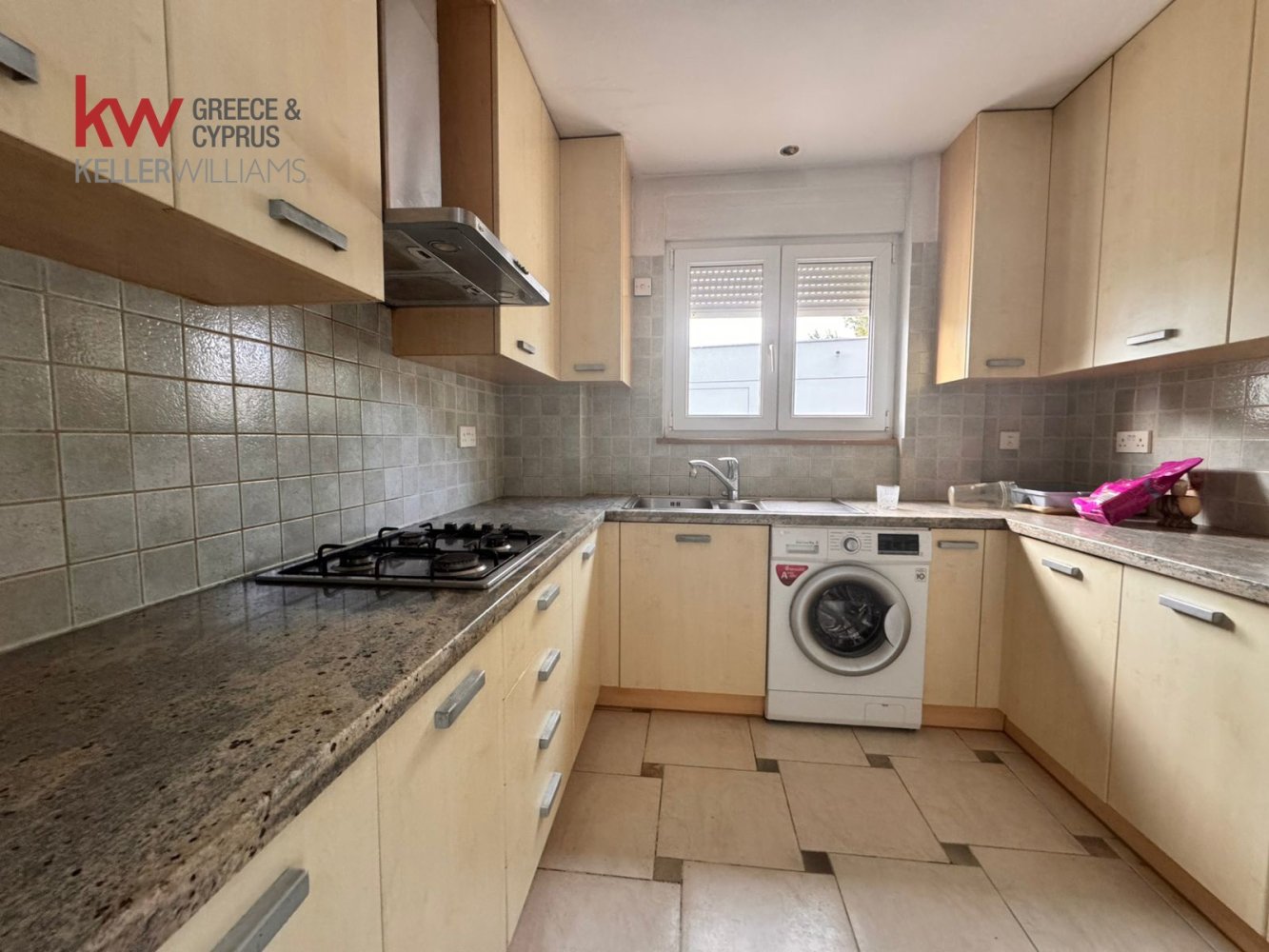 5 bedrooms Villa in Tala, Paphos, Cyprus No. 61184