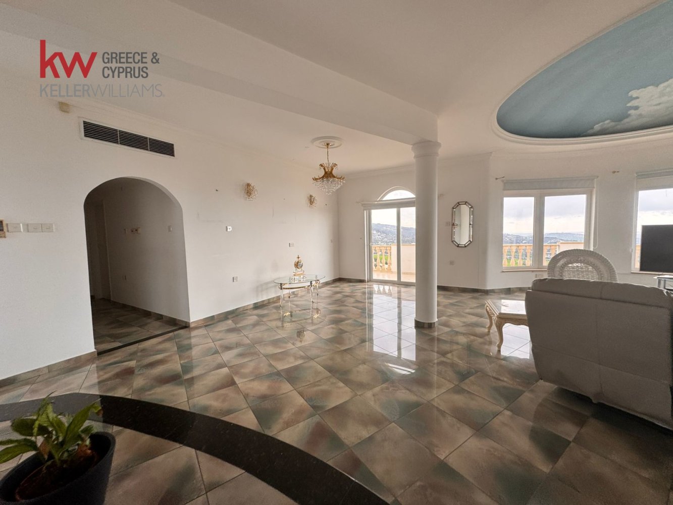 5 bedrooms Villa in Tala, Paphos, Cyprus No. 61184