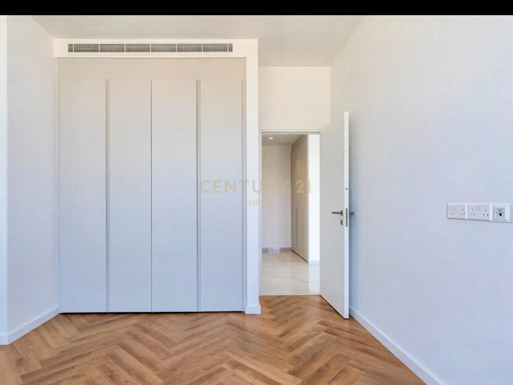 2 bedrooms Apartment in Agios Tychonas, Limassol, Cyprus No. 58906