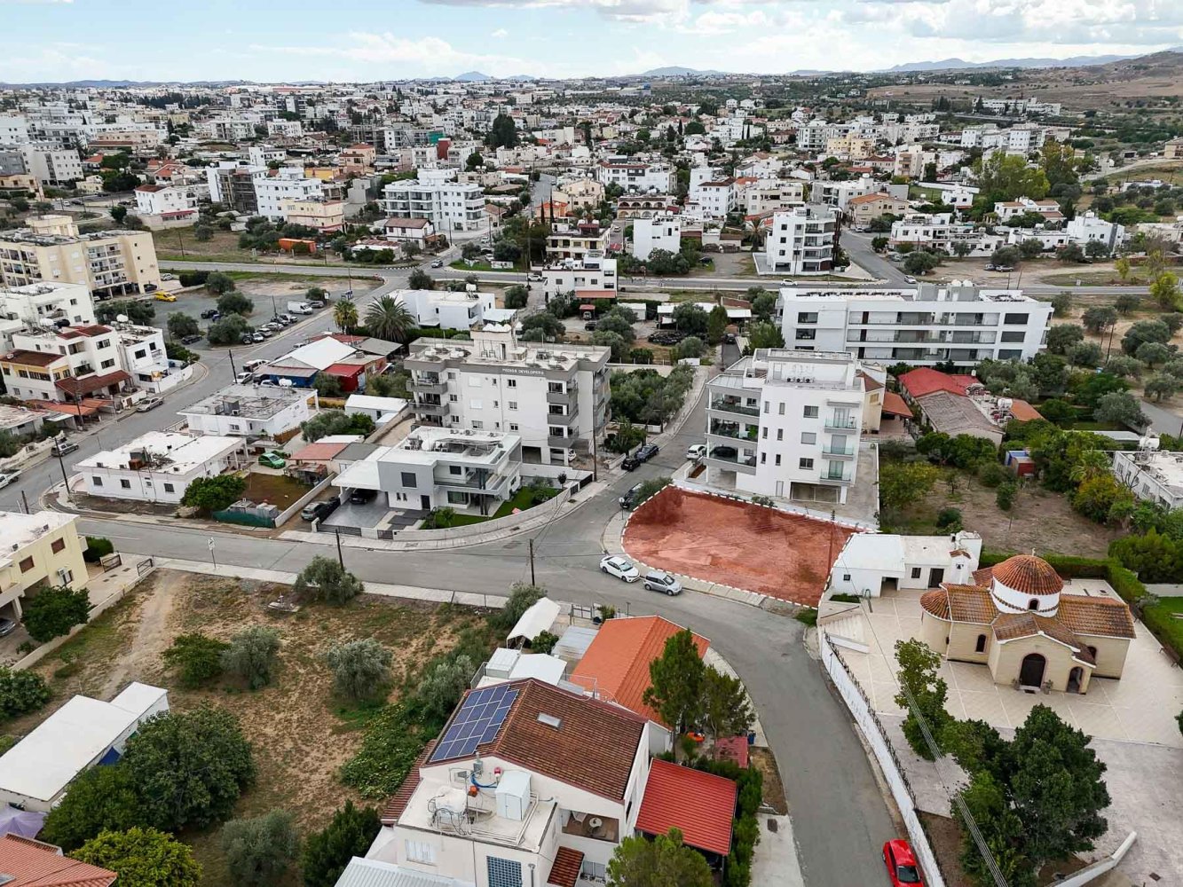 480m2 Terreno en Latsia, Nicosia, Chipre No. 65538