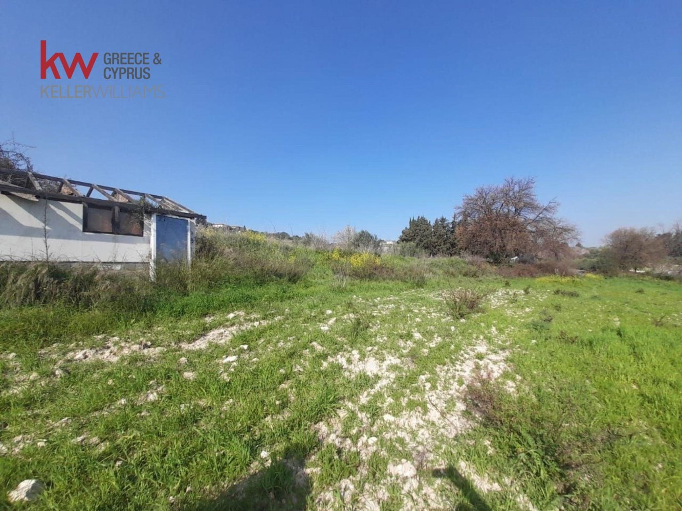 3679m2 Land in Kallepia, Paphos, Cyprus No. 60788