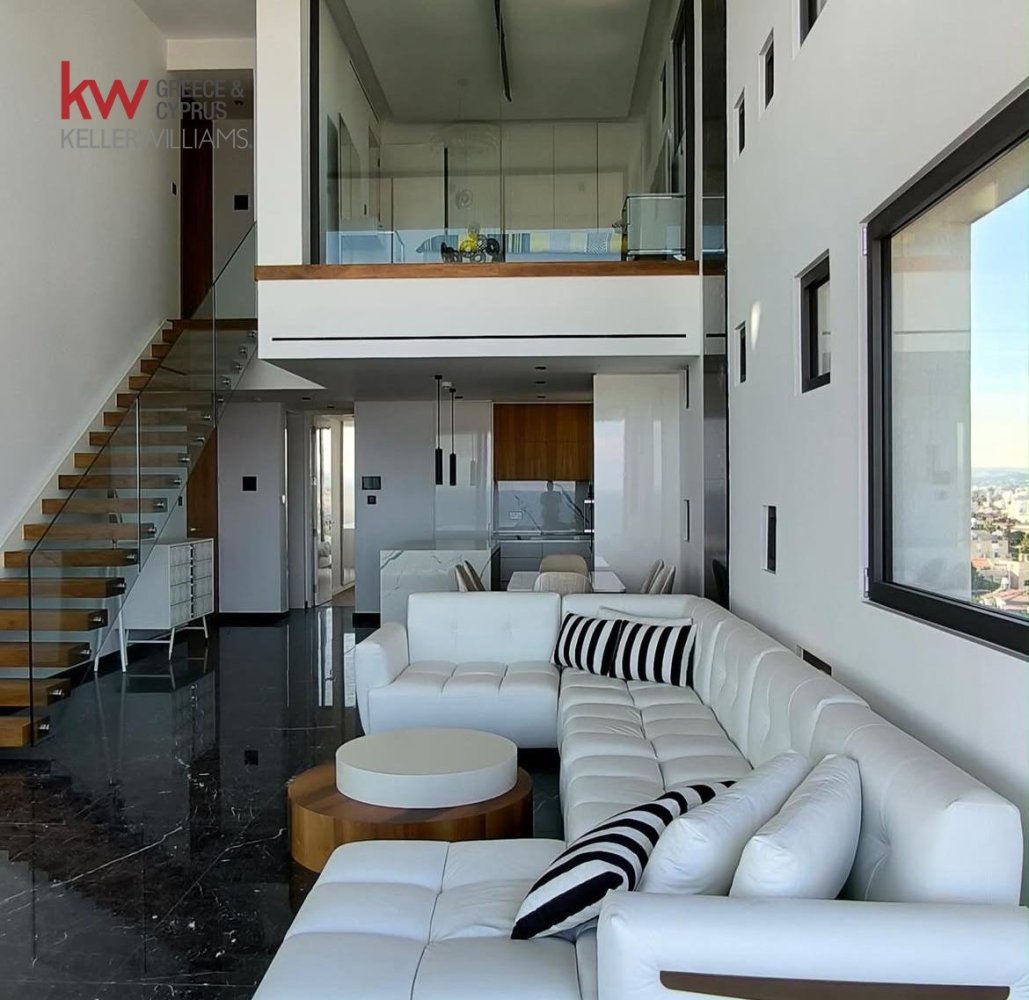 3 bedrooms Apartment in Larnaca, Larnaka, Cyprus No. 39890