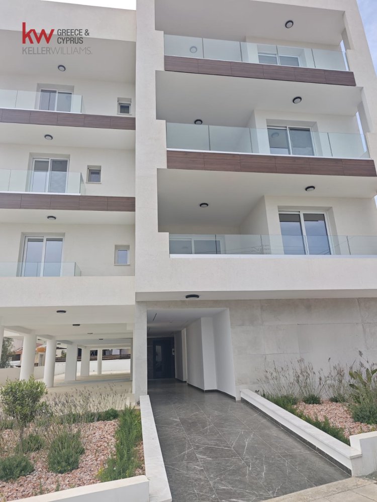 Квартира с 2 спальнями в Арадипу, Ларнака, Кипр № 52284