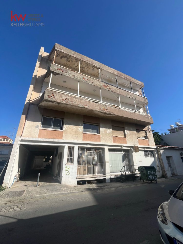 1047m2 Building in Larnaca, Larnaka, Cyprus No. 61596