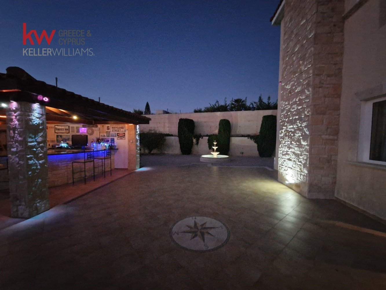 5 chambres Villa à Akoursos, Paphos, Chypre No. 60810