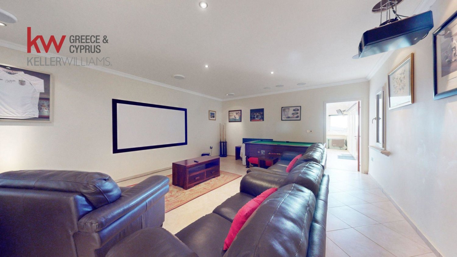 5 chambres Villa à Akoursos, Paphos, Chypre No. 60810