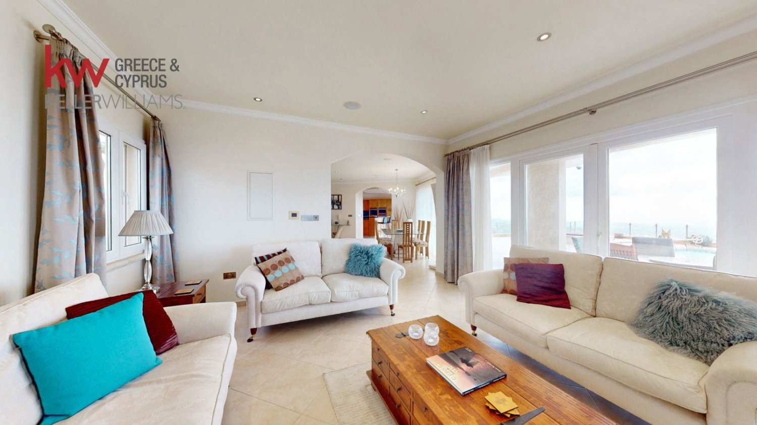 5 chambres Villa à Akoursos, Paphos, Chypre No. 60810