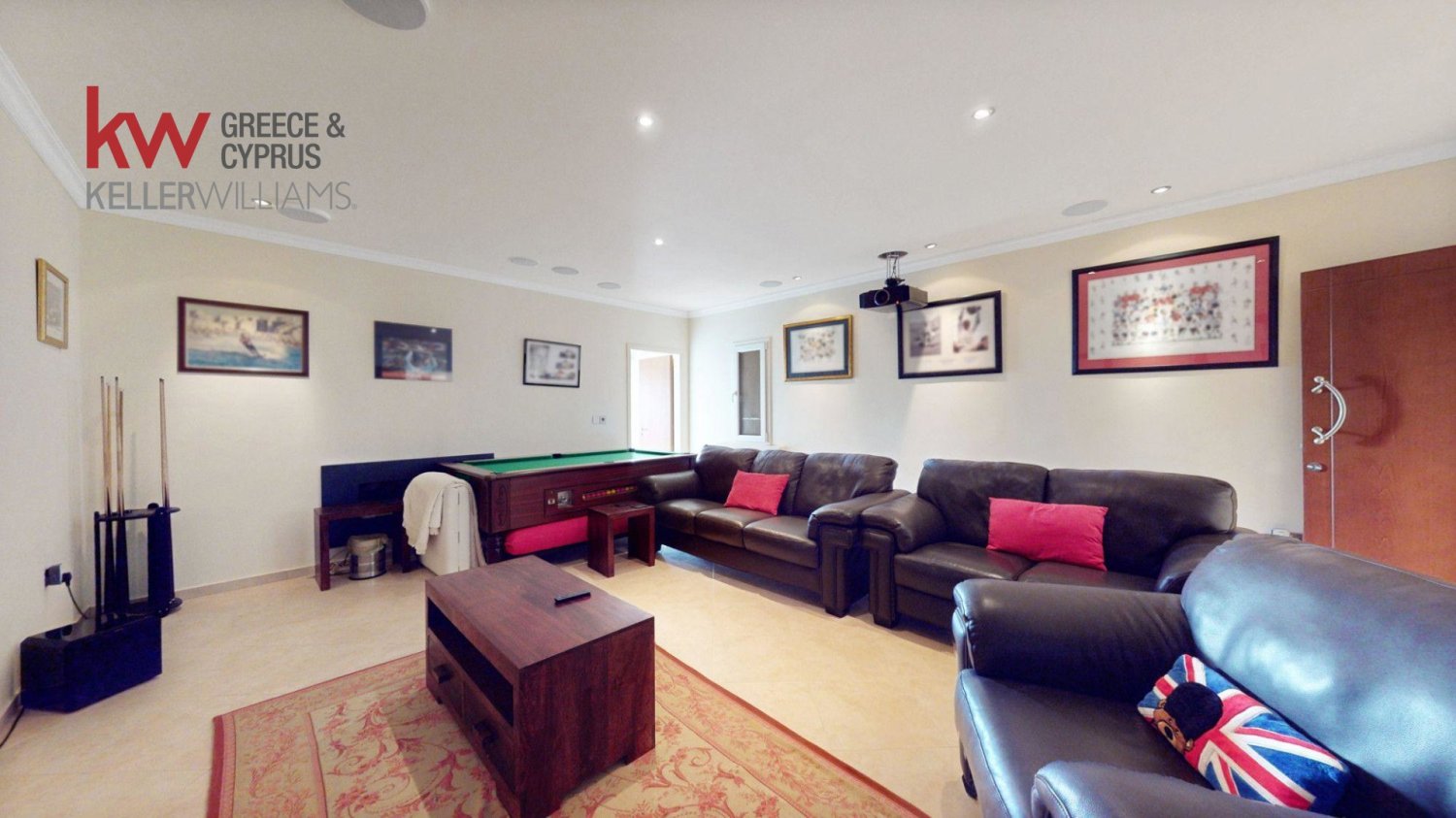 5 chambres Villa à Akoursos, Paphos, Chypre No. 60810