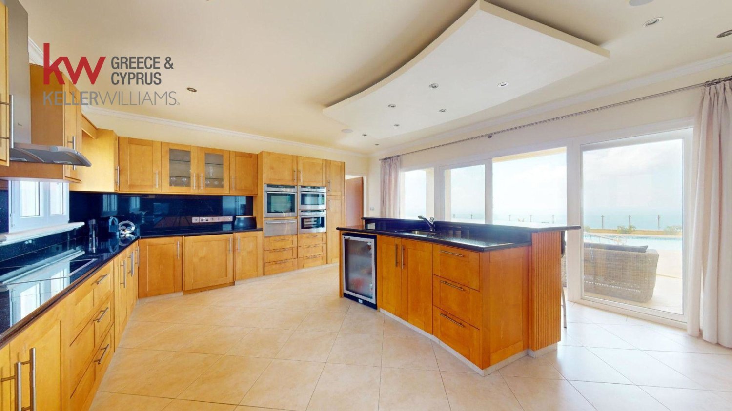 5 chambres Villa à Akoursos, Paphos, Chypre No. 60810