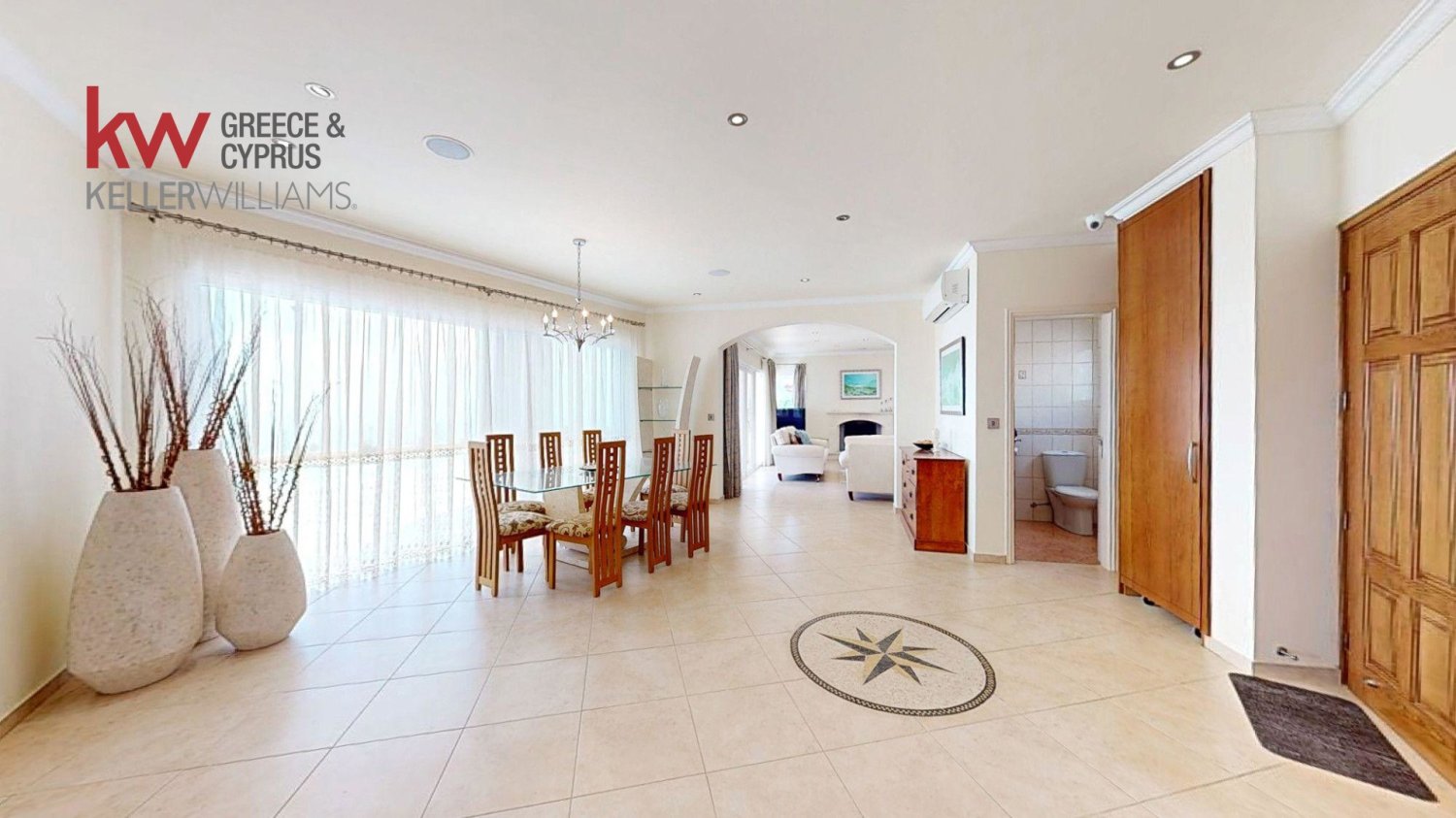 5 chambres Villa à Akoursos, Paphos, Chypre No. 60810