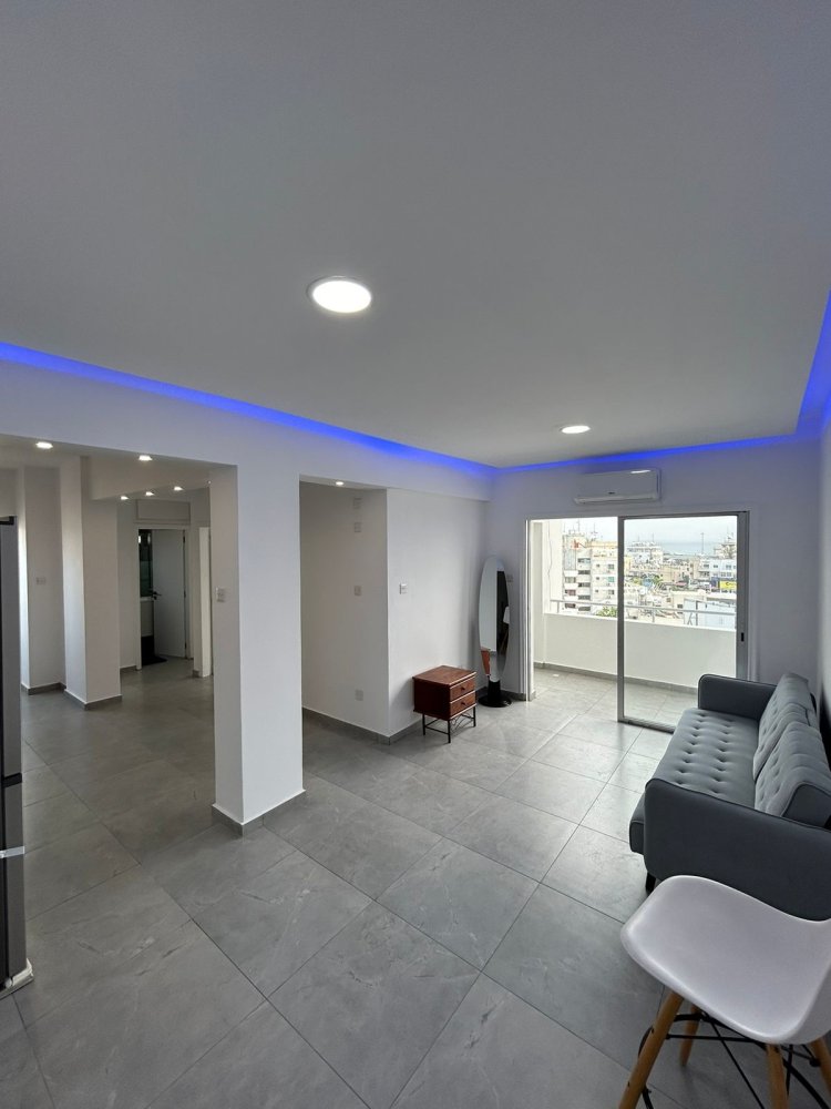 2 bedrooms Apartment in Larnaca, Larnaka, Cyprus No. 40316