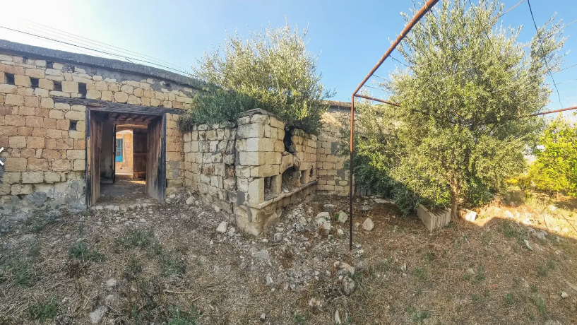 4 bedrooms Bungalow in Kritou Marottou, Paphos, Cyprus No. 61460