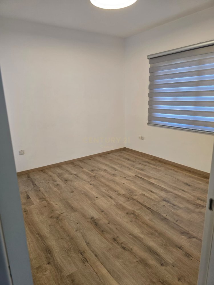 Квартира с 4 спальнями в Агиос Тихонас, Лимасол, Кипр № 58986