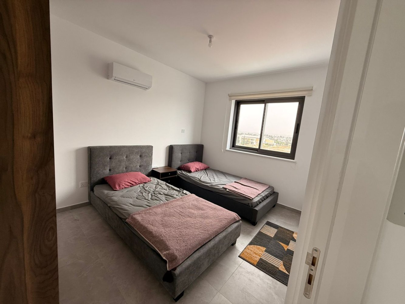 Квартира с 2 спальнями в Ларнака, Кипр № 61360
