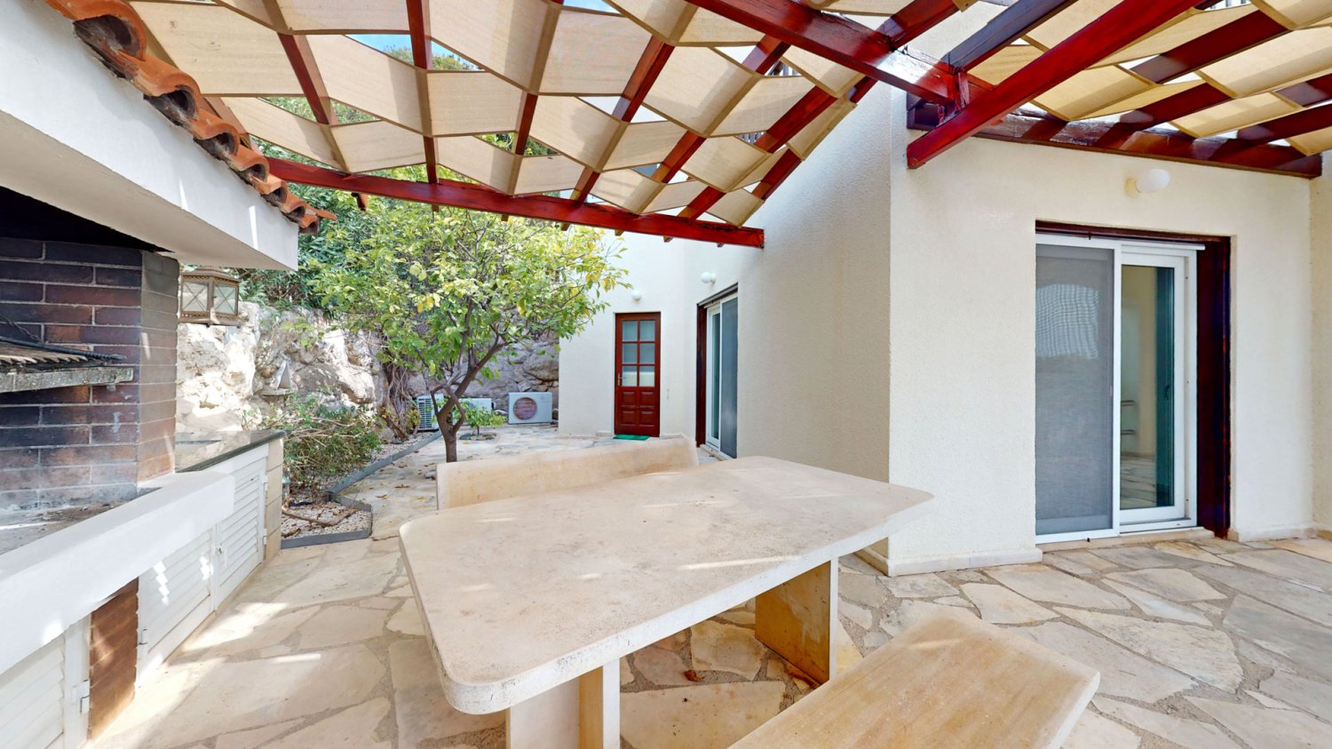 5 chambres Villa à Tala, Paphos, Chypre No. 60356