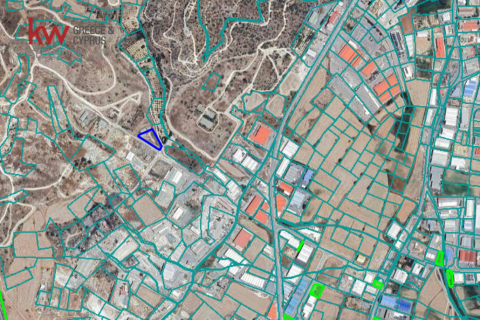 1986m2 Terrain à Aradippou, Larnaka, Chypre No. 56755