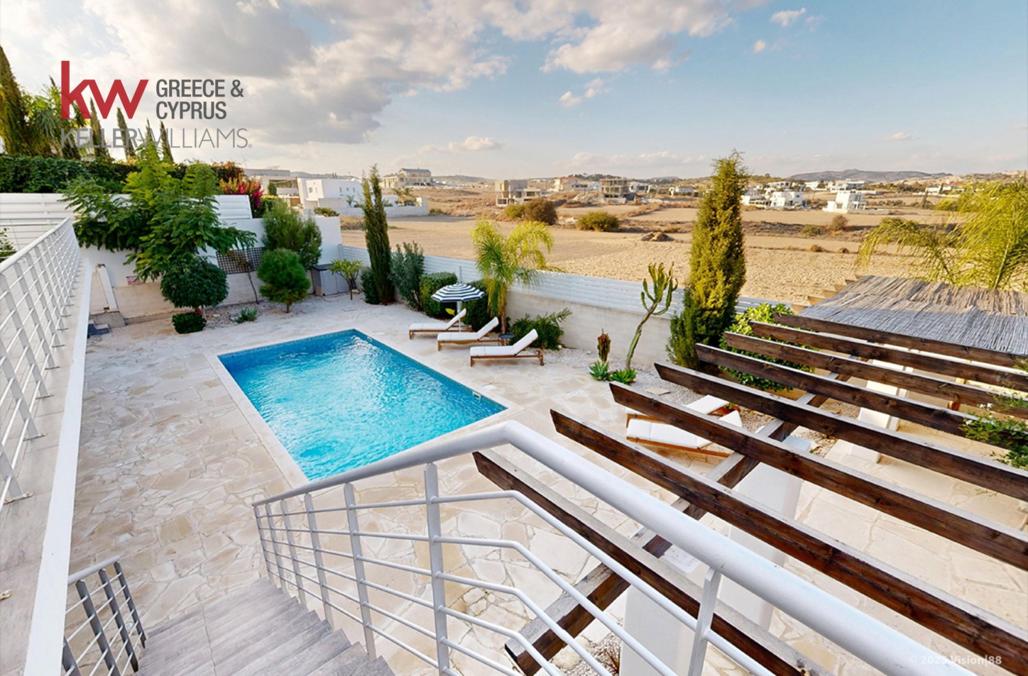 5 bedrooms Villa in Aradippou, Larnaka, Cyprus No. 39590