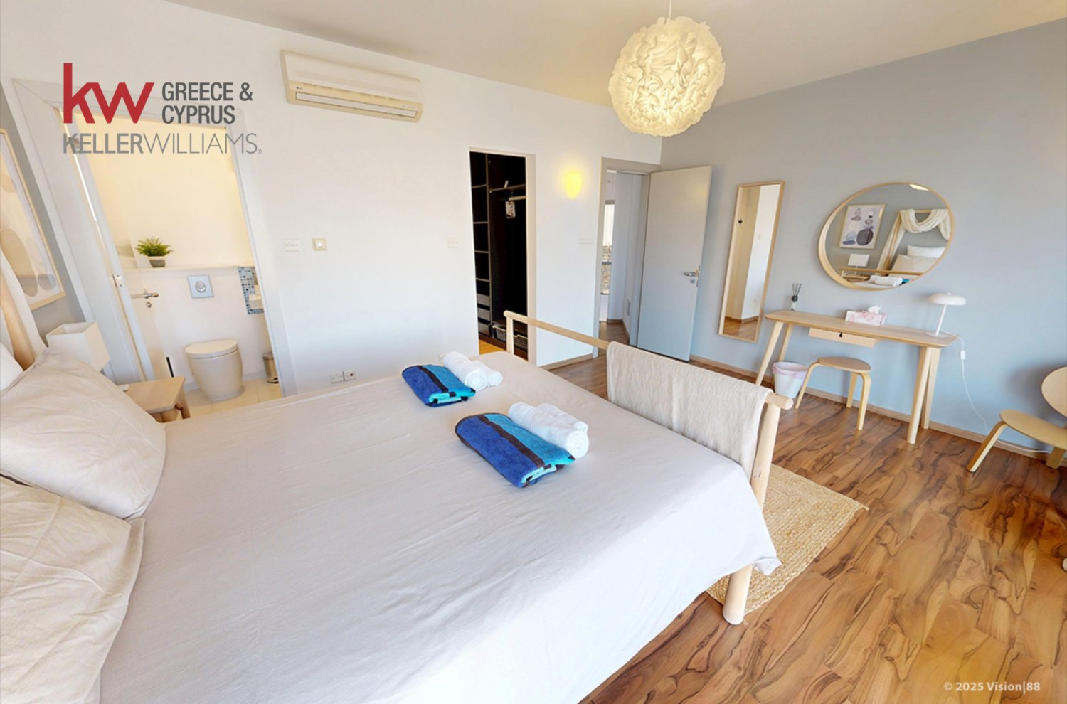 5 bedrooms Villa in Aradippou, Larnaka, Cyprus No. 39590