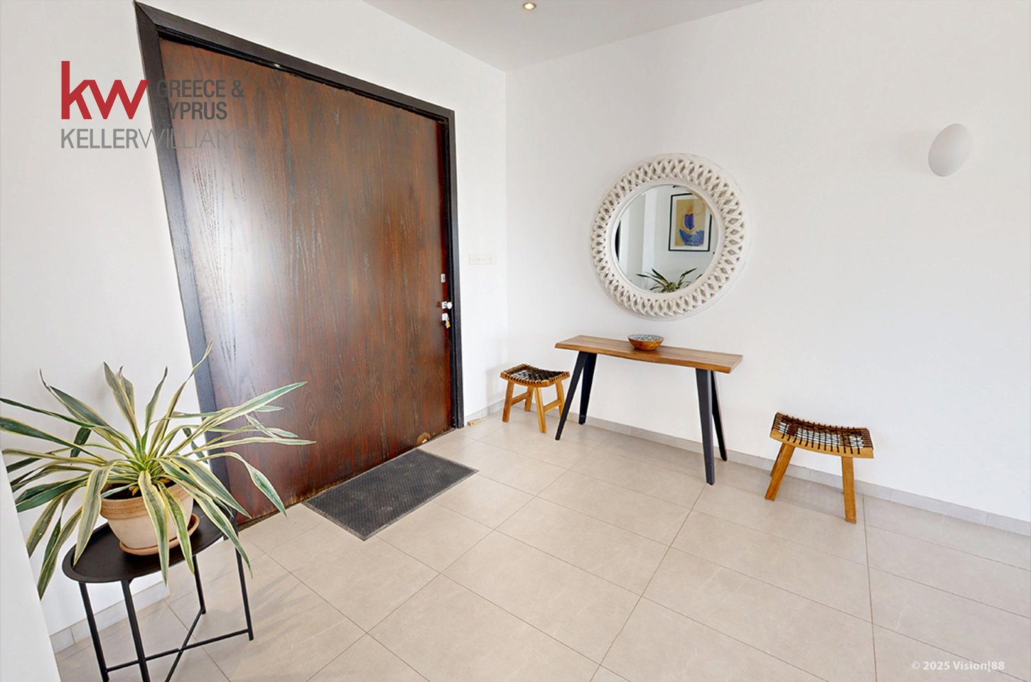 5 bedrooms Villa in Aradippou, Larnaka, Cyprus No. 39590