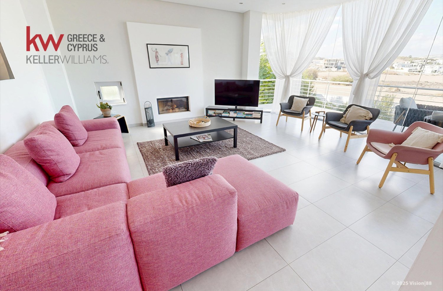 5 bedrooms Villa in Aradippou, Larnaka, Cyprus No. 39590