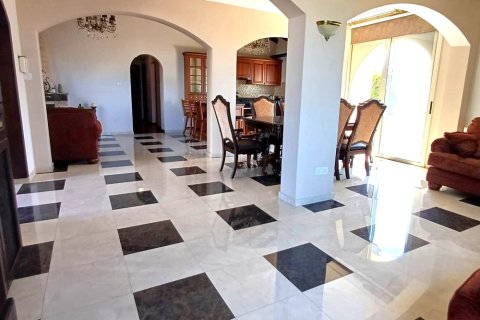 3 bedrooms Bungalow in Tala, Paphos, Cyprus No. 62040