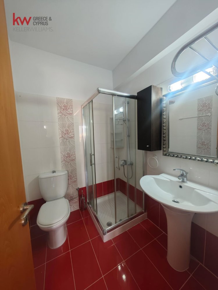 2 bedrooms Apartment in Larnaca, Larnaka, Cyprus No. 39763