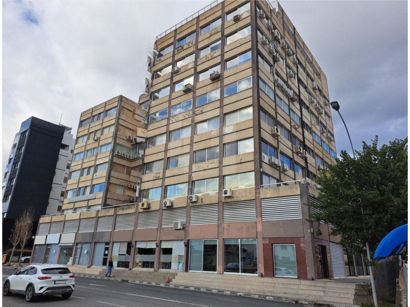 275m2 Commercial property in Limassol, Cyprus No. 61794