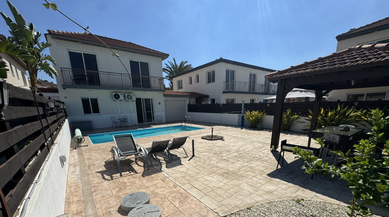 4 bedrooms Villa in Alethriko, Larnaka, Cyprus No. 62584