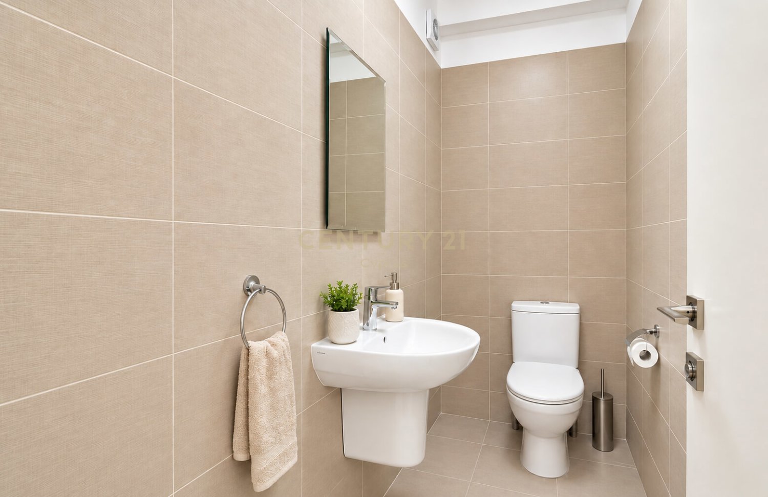 2 bedrooms Apartment in Limassol, Cyprus No. 58866