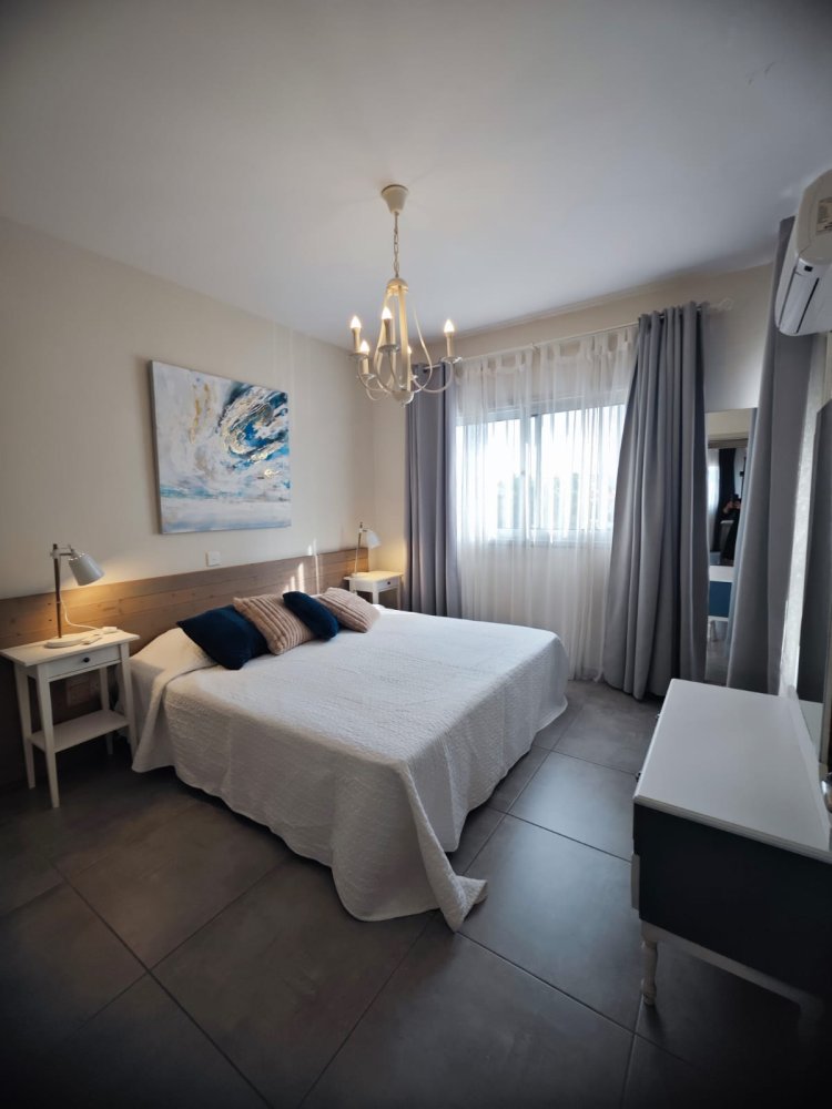 3 bedrooms Apartment in Germasogeia, Limassol, Cyprus No. 62800