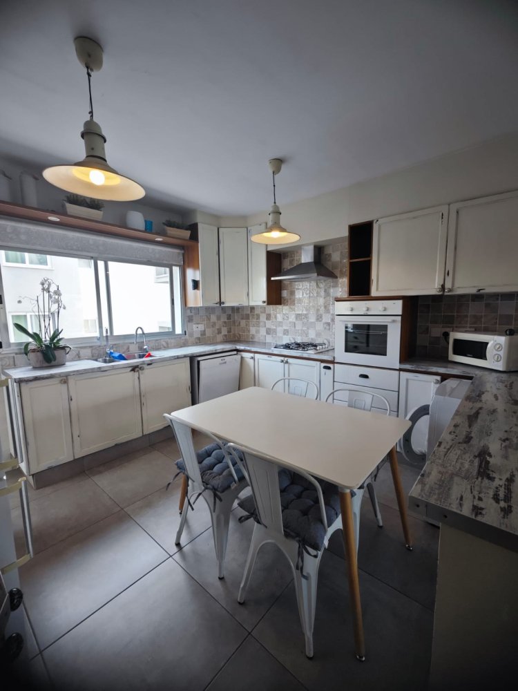 3 bedrooms Apartment in Germasogeia, Limassol, Cyprus No. 62800