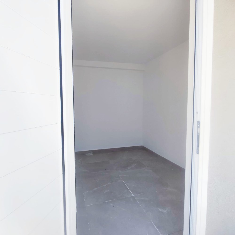 250m2 Oficina en Limassol, Chipre No. 60931