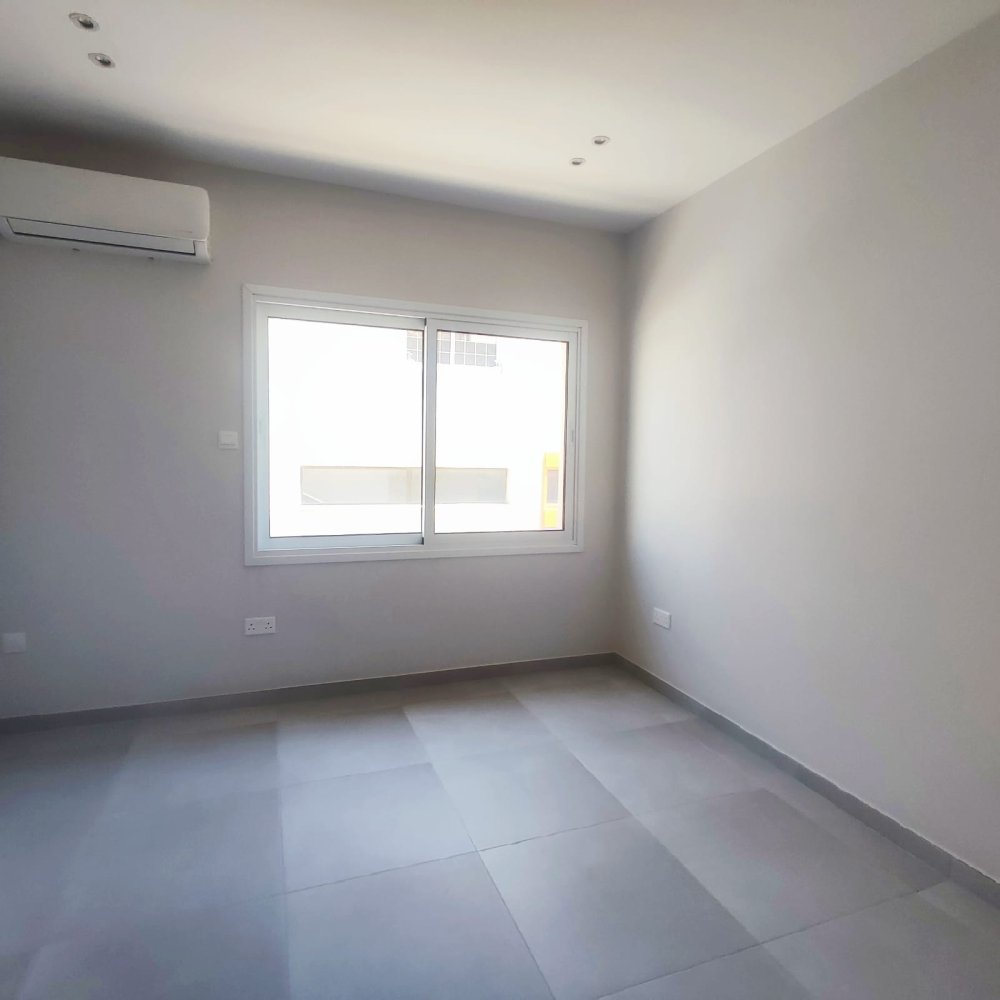 250m2 Oficina en Limassol, Chipre No. 60931