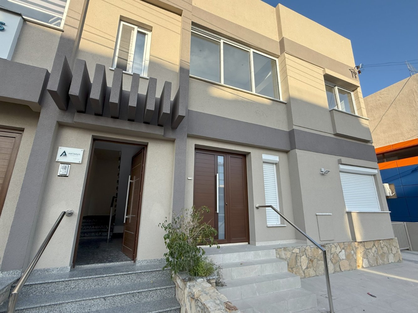 250m2 Oficina en Limassol, Chipre No. 60931