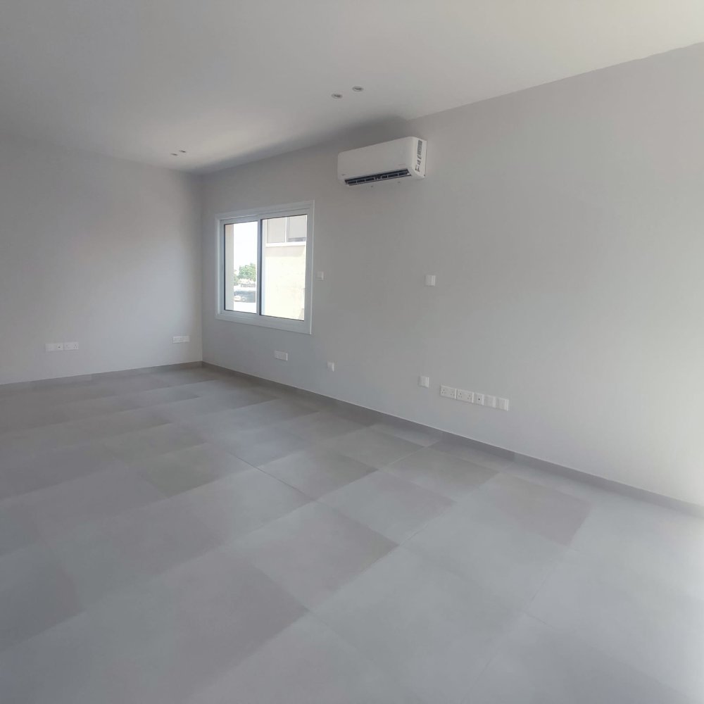 250m2 Oficina en Limassol, Chipre No. 60931