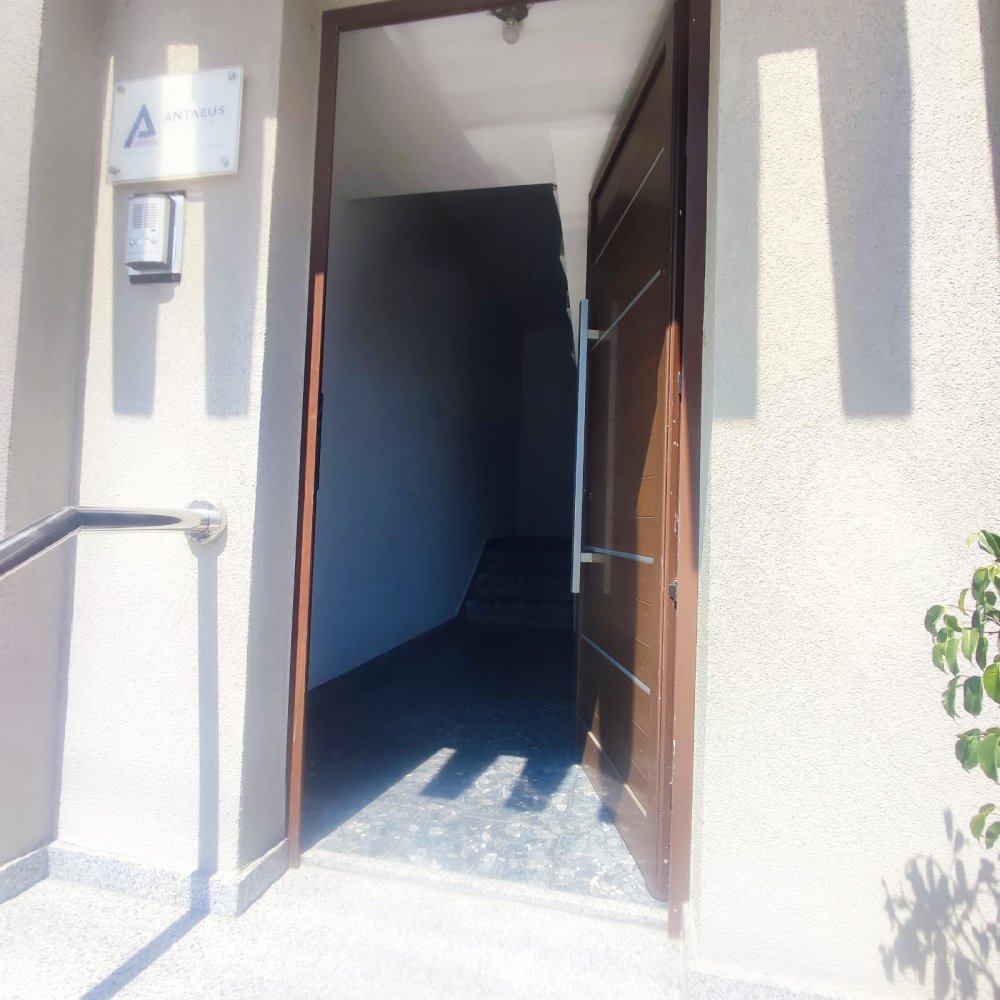 250m2 Oficina en Limassol, Chipre No. 60931