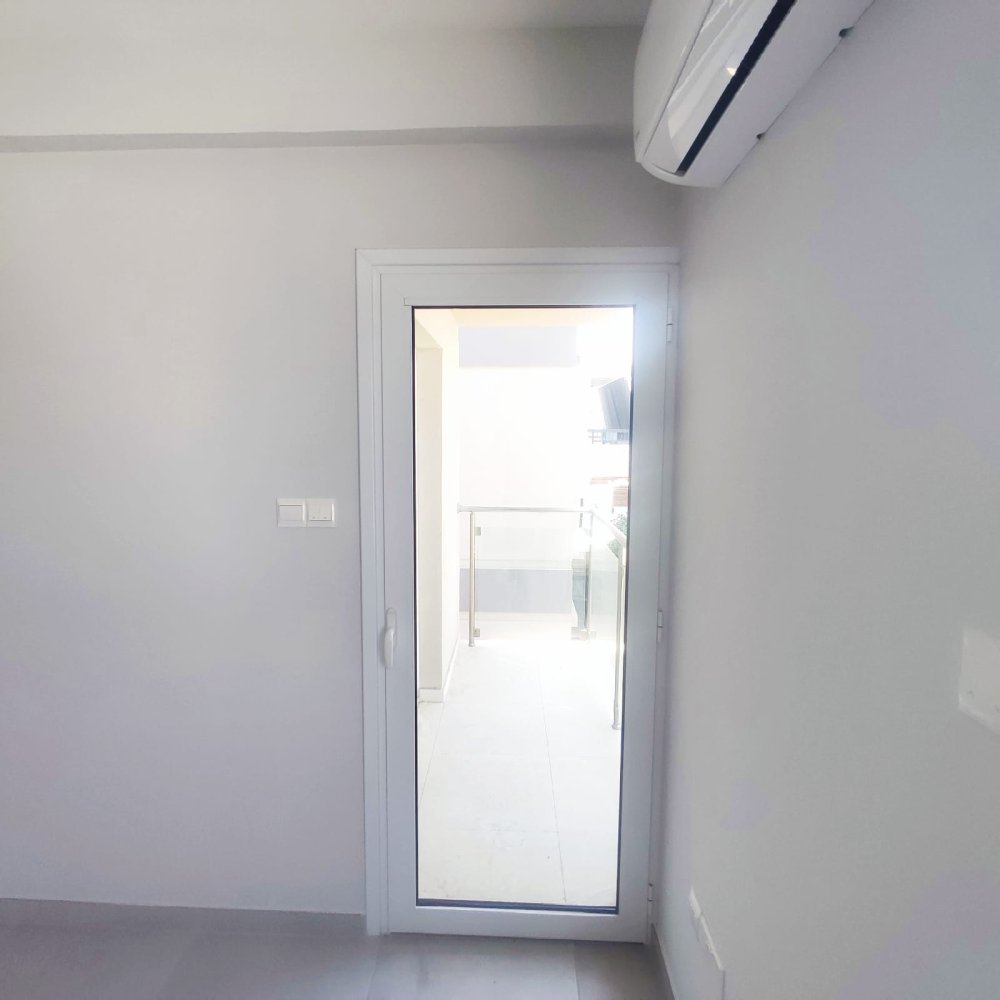250m2 Oficina en Limassol, Chipre No. 60931