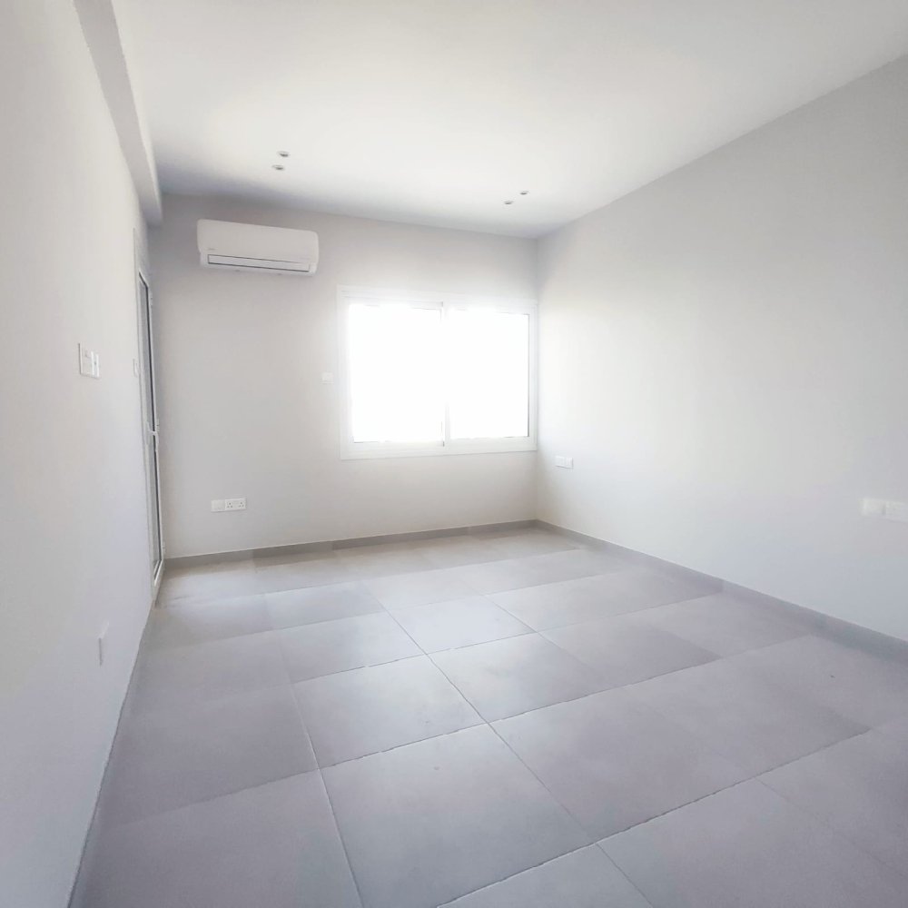 250m2 Oficina en Limassol, Chipre No. 60931
