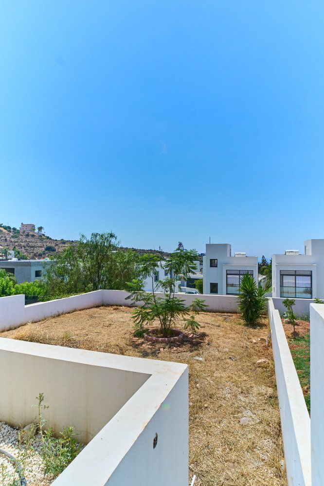 3 bedrooms Villa in Agios Athanasios, Limassol, Cyprus No. 62038