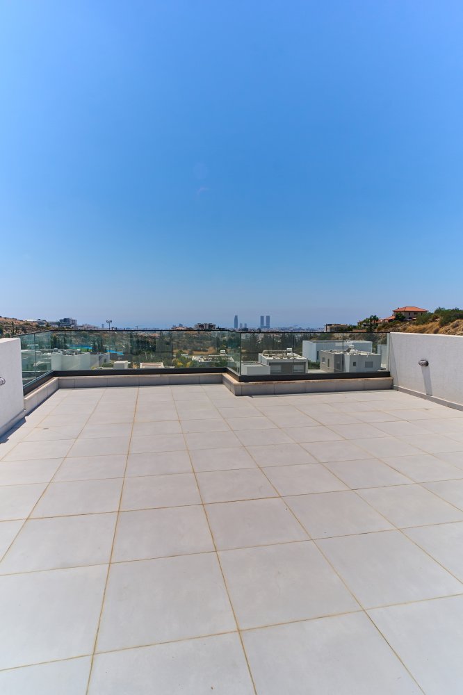 3 bedrooms Villa in Agios Athanasios, Limassol, Cyprus No. 62038