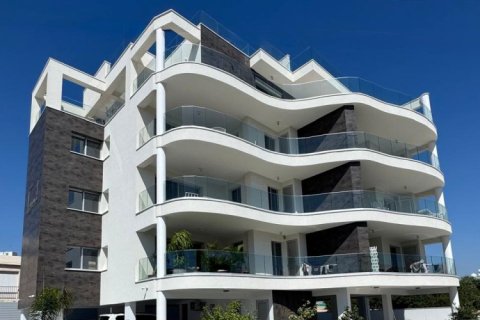 2 bedrooms Apartment in Germasogeia, Limassol, Cyprus No. 62156
